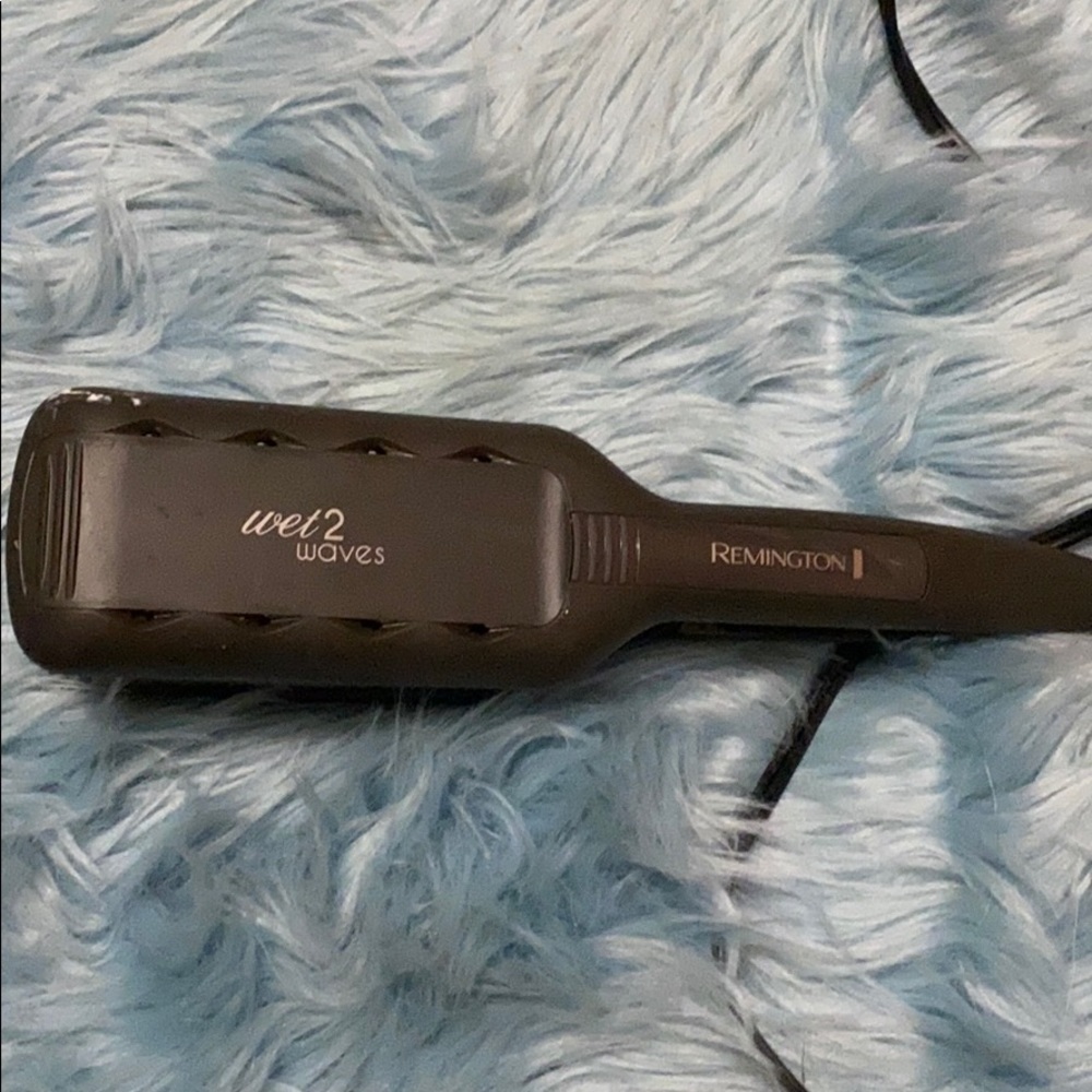 Remington Wet to Waves